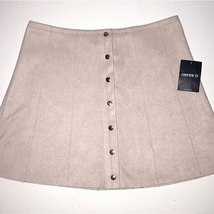 Light pink button skirt